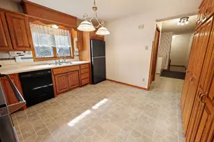 828 Brookwood Ln, Sartell, MN 56377 - Photo 7