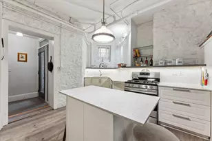 710 Summit Ave, Saint Paul, MN 55105 - Photo 7