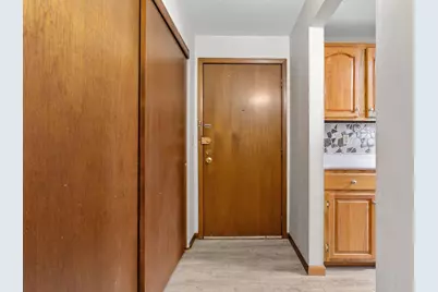 329 Geneva Avenue N #402, Oakdale, MN 55128 - Photo 13