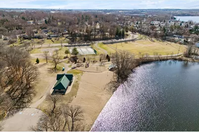 329 Geneva Avenue N #402, Oakdale, MN 55128 - Photo 5