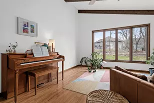 13880 Pennock Ave, Apple Valley, MN 55124 - Photo 5