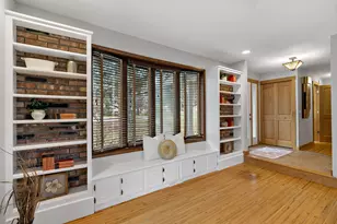 1287 Nursery Hill Ln, Arden Hills, MN 55112 - Photo 5