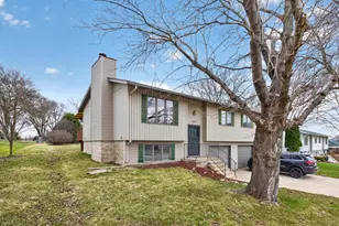 357 Elton Hills Dr NW, Rochester, MN 55901 - Photo 3