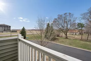 9478 Golden Eagle Ct, Monticello, MN 55362 - Photo 7