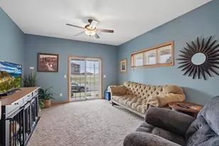 9478 Golden Eagle Ct, Monticello, MN 55362 - Photo 13