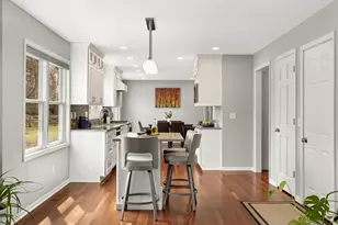 3645 Laurel Dr, Deephaven, MN 55391 - Photo 11