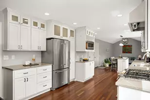 3645 Laurel Dr, Deephaven, MN 55391 - Photo 13