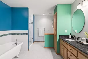 5454 Sanibel Dr, Hopkins, MN 55343 - Photo 29