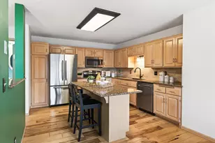 5454 Sanibel Dr, Hopkins, MN 55343 - Photo 13