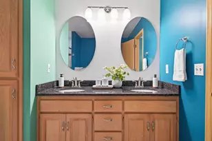 5454 Sanibel Dr, Hopkins, MN 55343 - Photo 33