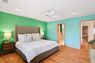 5454 Sanibel Dr, Hopkins, MN 55343 - Photo 21