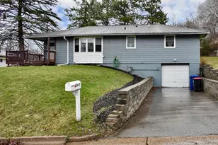 1617 Poplar Dr, Red Wing, MN 55066 - Photo 1