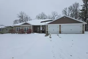 830 E Scharf Ave, Vergas, MN 56587 - Photo 1