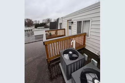 412 Holly Lane, Mankato, MN 56001 - Photo 5