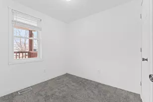 206 Center Ave S, Hayfield, MN 55940 - Photo 3