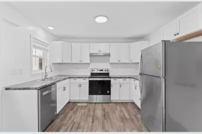 206 Center Avenue S, Hayfield, MN 55940 - Photo 9