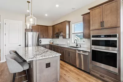 986 Moers Drive, Chaska, MN 55318 - Photo 3