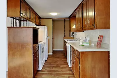 2910 Louisiana Avenue N, Crystal, MN 55427 - Photo 5