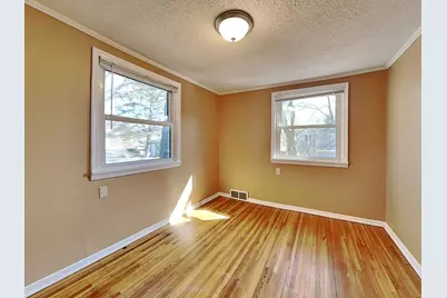 2910 Louisiana Avenue N, Crystal, MN 55427 - Photo 11