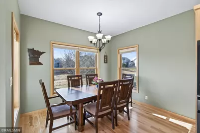 921 Inspiration Parkway S, Bayport, MN 55003 - Photo 9