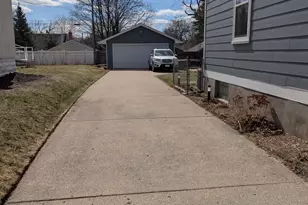 3105 Mondamin St, Minneapolis, MN 55417 - Photo 3