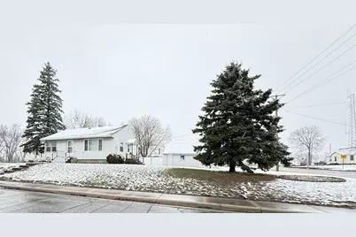 31 W Wilkening Avenue, Appleton, MN 56208 - Photo 3