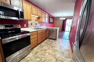 2452 Yellowstone Dr, Hastings, MN 55033 - Photo 7