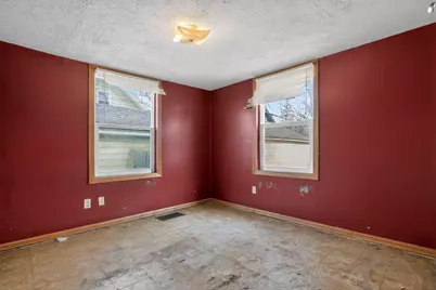 708 Osseo Avenue S, Saint Cloud, MN 56301 - Photo 7