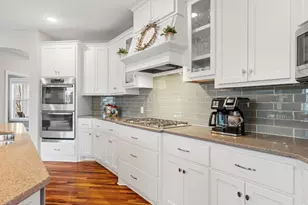 10818 Glenview Pl, Champlin, MN 55316 - Photo 11