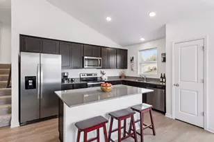 1114 Meadow Ln, Waconia, MN 55387 - Photo 3