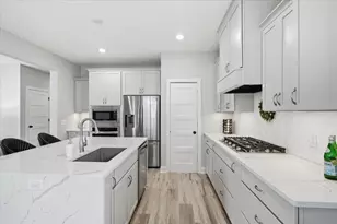 1198 Gretz Wy, New Richmond, WI 54017 - Photo 9