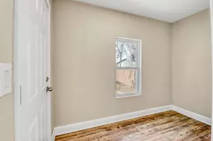 307 10th St N, Moorhead, MN 56560 - Photo 13