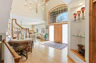 2 Benttree Ln, North Oaks, MN 55127 - Photo 5