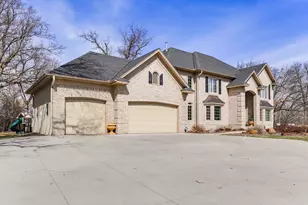 2 Benttree Ln, North Oaks, MN 55127 - Photo 3