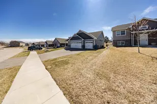 1221 Balsam Ln, Watertown, MN 55388 - Photo 23