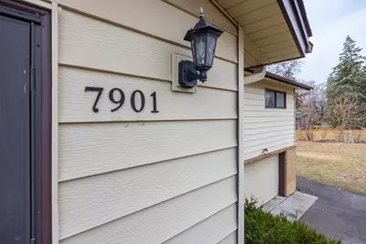 7901 Winsdale Street N, Golden Valley, MN 55427 - Photo 29