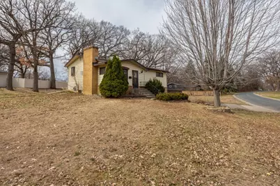7901 Winsdale Street N, Golden Valley, MN 55427 - Photo 27
