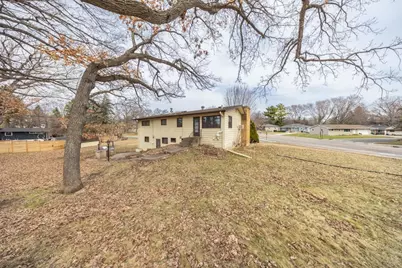7901 Winsdale Street N, Golden Valley, MN 55427 - Photo 25