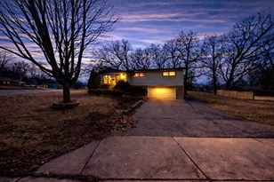 7901 Winsdale Street N, Golden Valley, MN 55427 - Photo 1