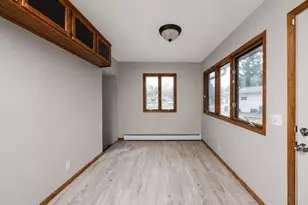 7901 Winsdale Street N, Golden Valley, MN 55427 - Photo 9