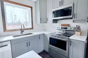 28169 Meadow Dr, Detroit Lakes, MN 56501 - Photo 9