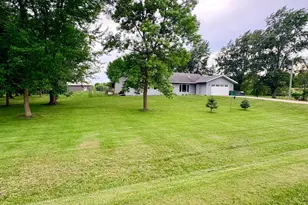 28169 Meadow Dr, Detroit Lakes, MN 56501 - Photo 3
