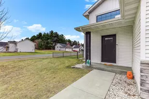 25921 24th St W, Zimmerman, MN 55398 - Photo 3