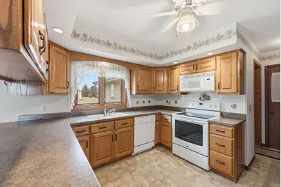 515 151st Street, Luverne, MN 56156 - Photo 7