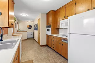 3320 Scott Ave N, Golden Valley, MN 55422 - Photo 11