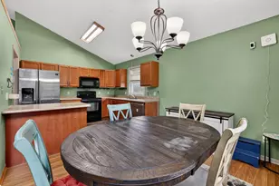 6219 Fairway Dr NW, Rochester, MN 55901 - Photo 11