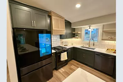 4021 Pebblebrook Drive, Bloomington, MN 55437 - Photo 5