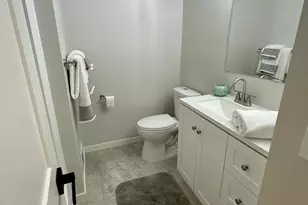 4021 Pebblebrook Dr, Bloomington, MN 55437 - Photo 17