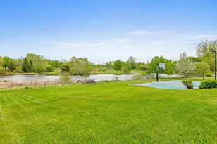 546 Linden Ln, Lino Lakes, MN 55014 - Photo 37