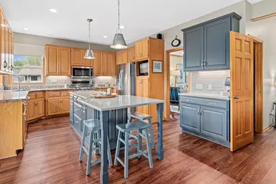 546 Linden Lane, Lino Lakes, MN 55014 - Photo 9